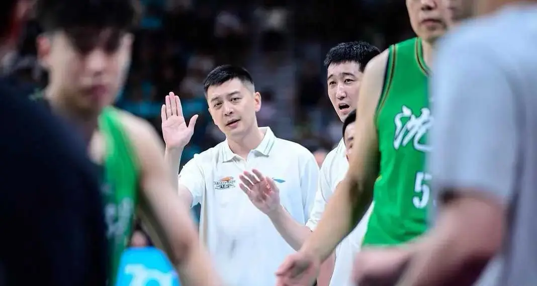 辽宁篮球若, alt, 坚定青训之